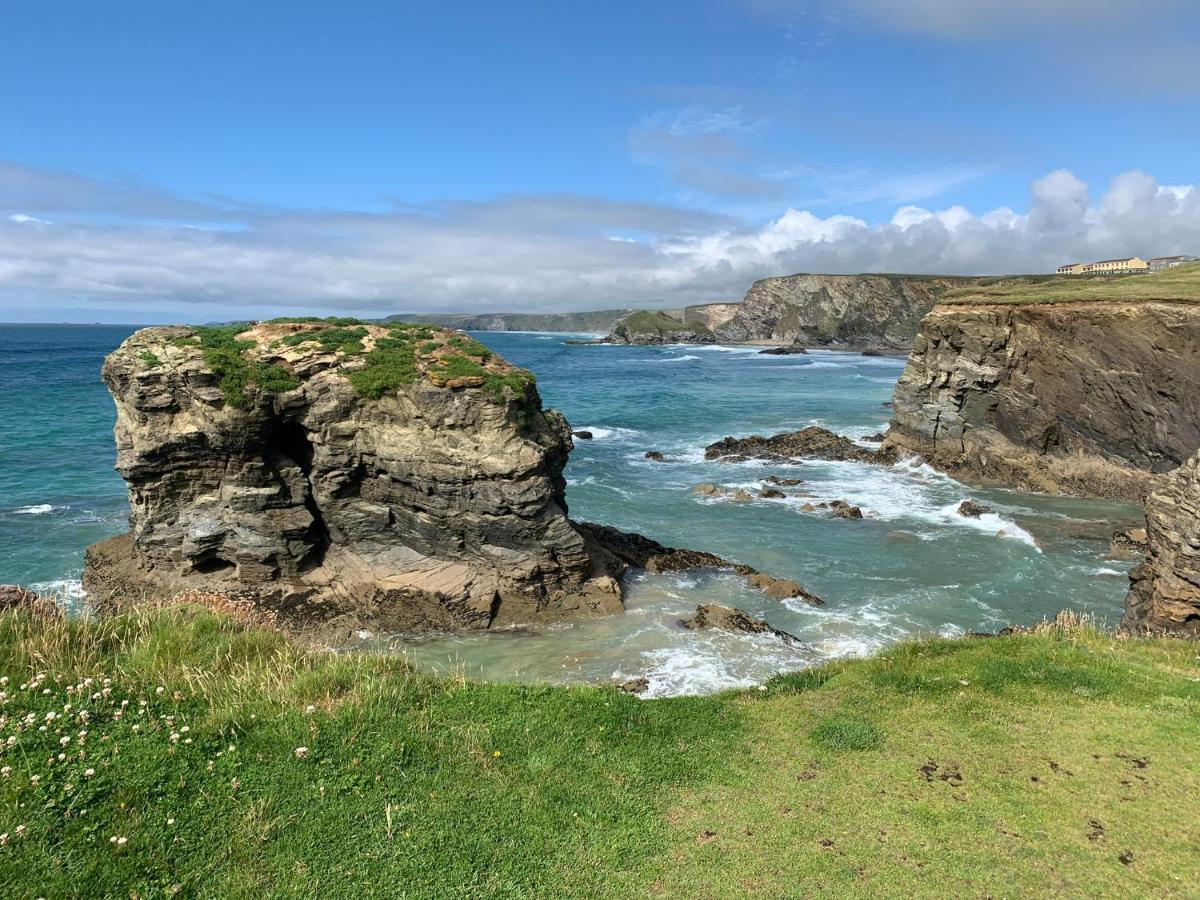 Mollys Retreat Pet Friendly Three Bed Caravan With Small Garden Newquay Bay Resort Quieter Area Of Park エクステリア 写真