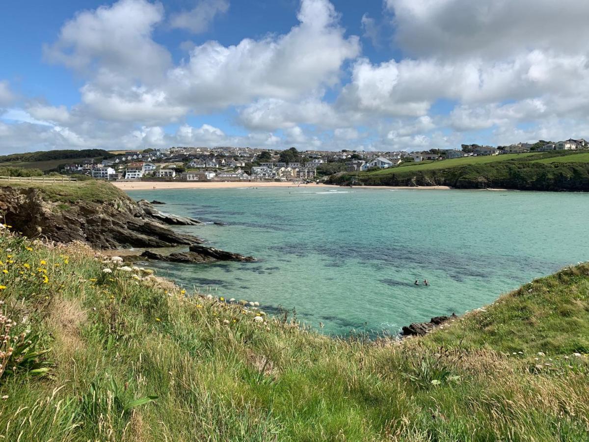 Mollys Retreat Pet Friendly Three Bed Caravan With Small Garden Newquay Bay Resort Quieter Area Of Park エクステリア 写真